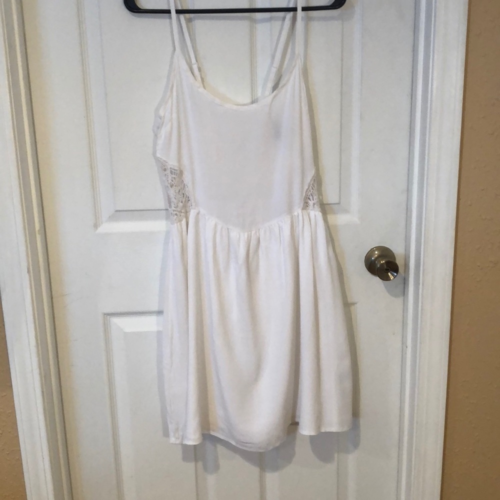 White lace cut out dress size M